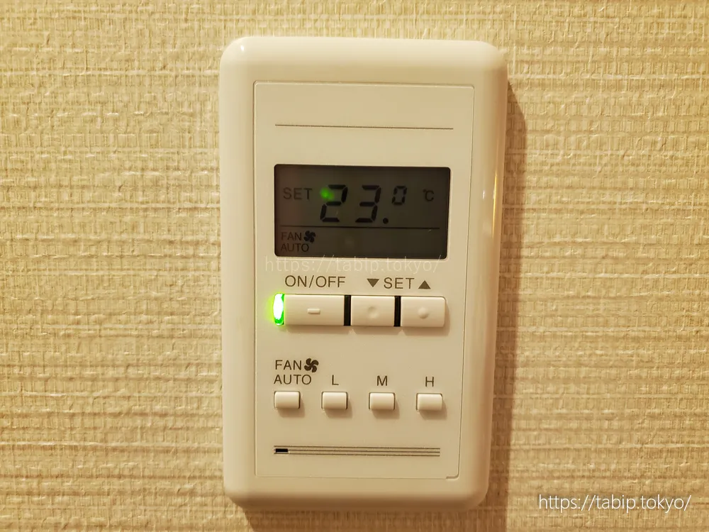 シェラトングランドホテル広島コーナールームのエアコンコントローラー