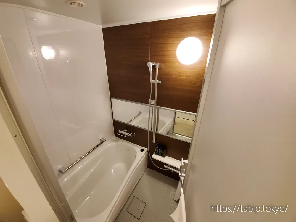 ヴィアイン広島新幹線口のキングルームの浴室