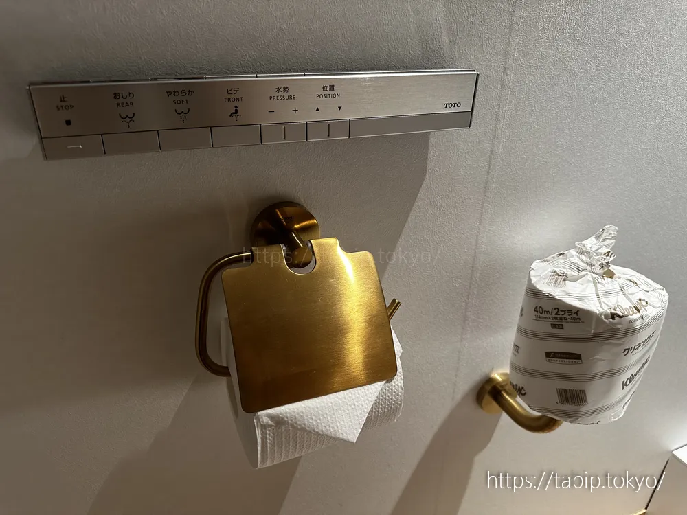 グッドネイチャーホテル京都のウォシュレットトイレのコントローラー