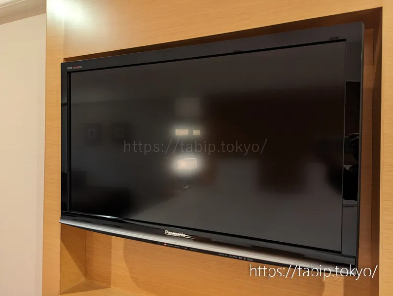 京都ブライトンホテルのエグゼクティブツインのテレビ